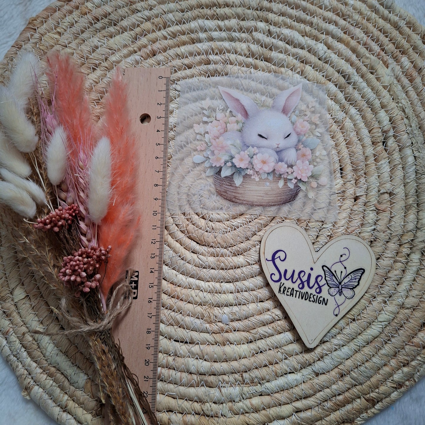 Bügelbild,Glitzer, Hase in Korb