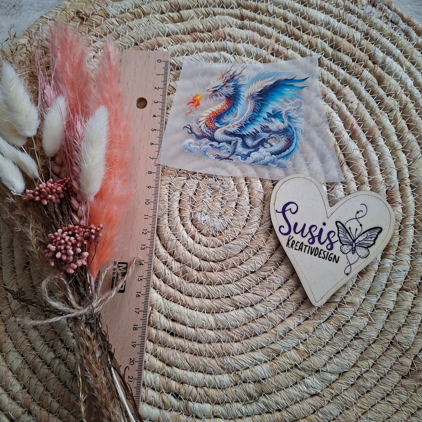 Bügelbild, Drache, Blau, Feuer spucken