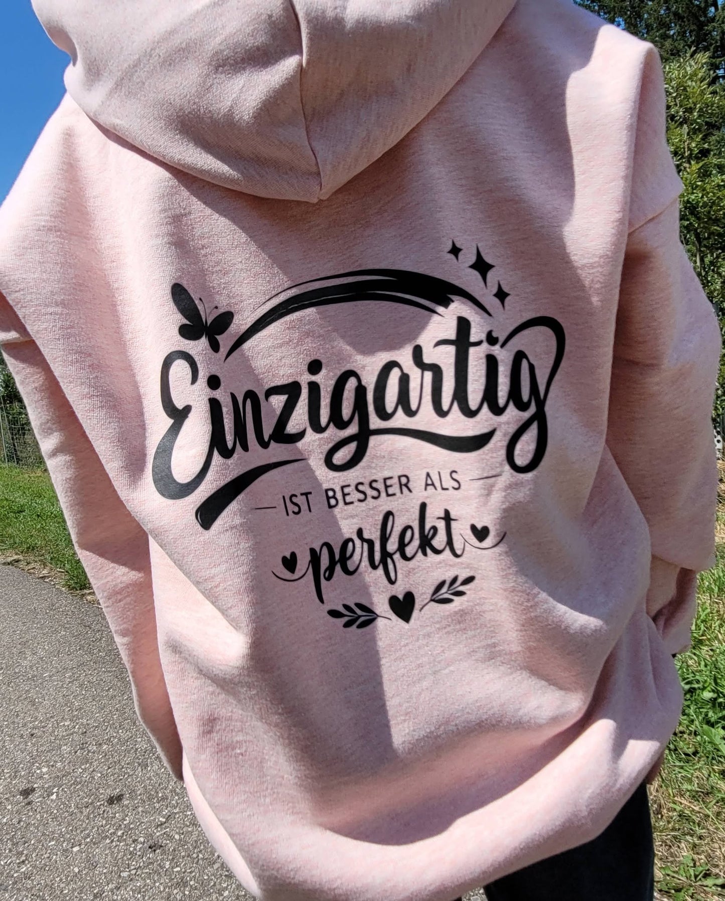 Bügelbild Einzigartig ist besser als perfekt, schwarz, weiß, Spruch