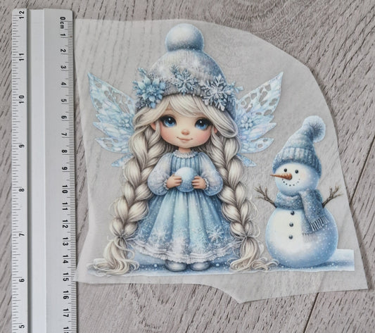 Gnom mit Schneemann